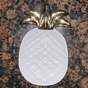 Pineapple jewelry holder or other decorative ideas.